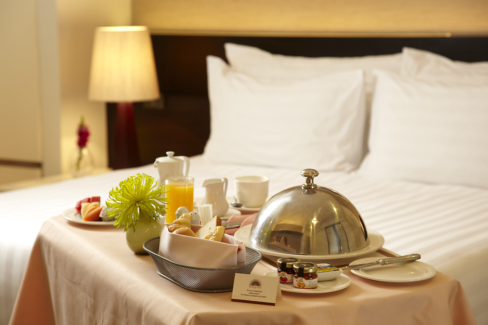 24/7 Room Service